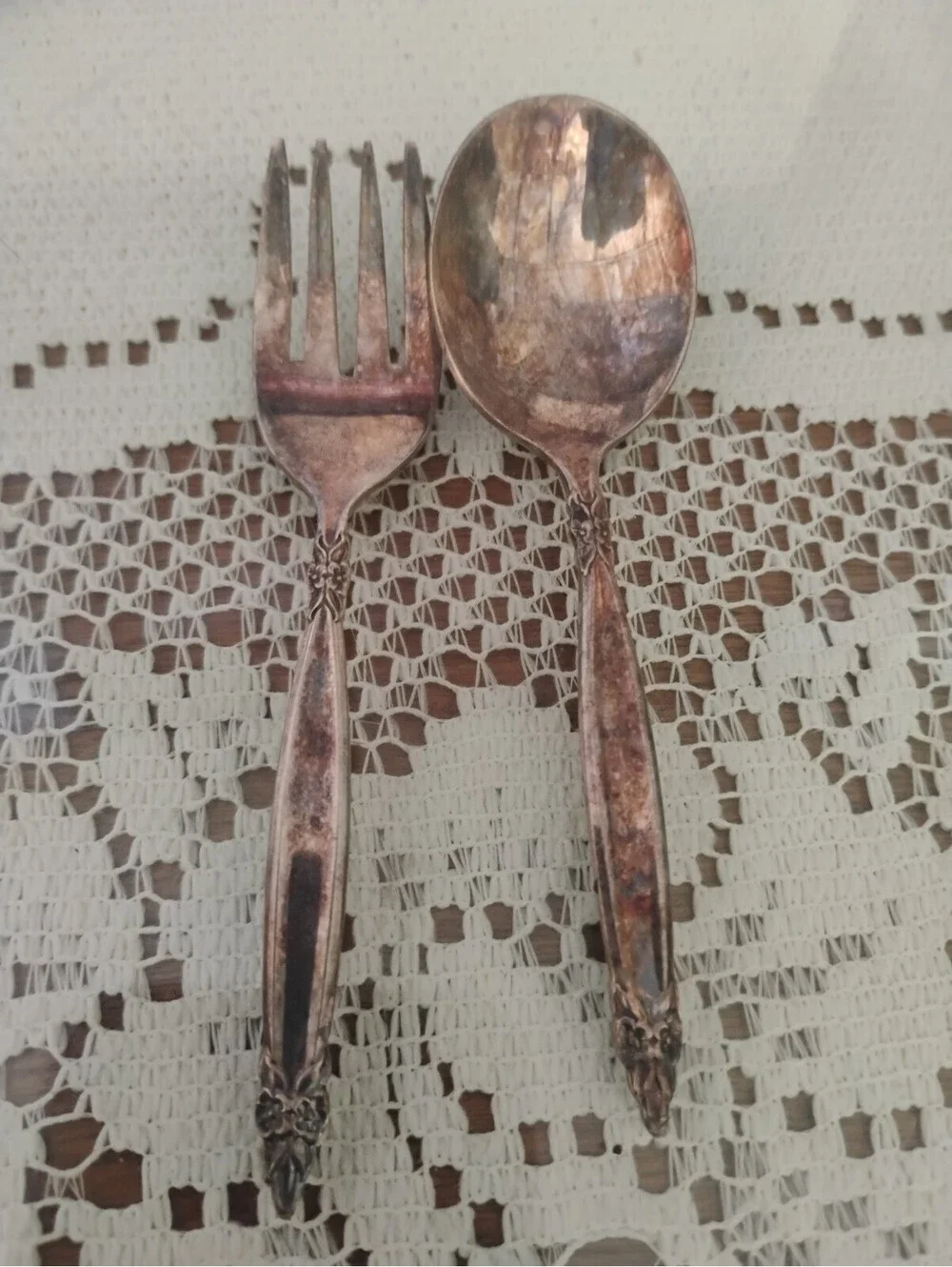 Vintage 1847 Rogers Bros IS Silver Plated Serving Fork & Spoon Set Floral Handle